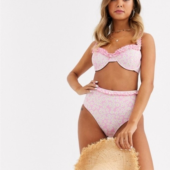 Faithfull the brand Frida bikini top - Picture 2 of 8